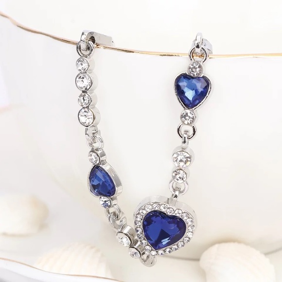 NWT Blue sapphire with diamonds bracelet - Picture 2 of 9